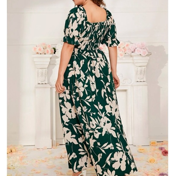 Boho green floral print shirred maxi dress - Picture 3 of 5